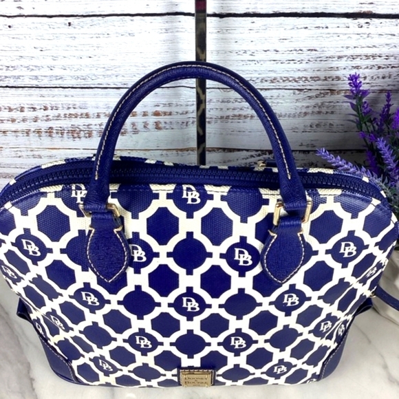 Dooney & Bourke Sanibel Blue and White coastal hand Bag beach vacation purse - Picture 6 of 16